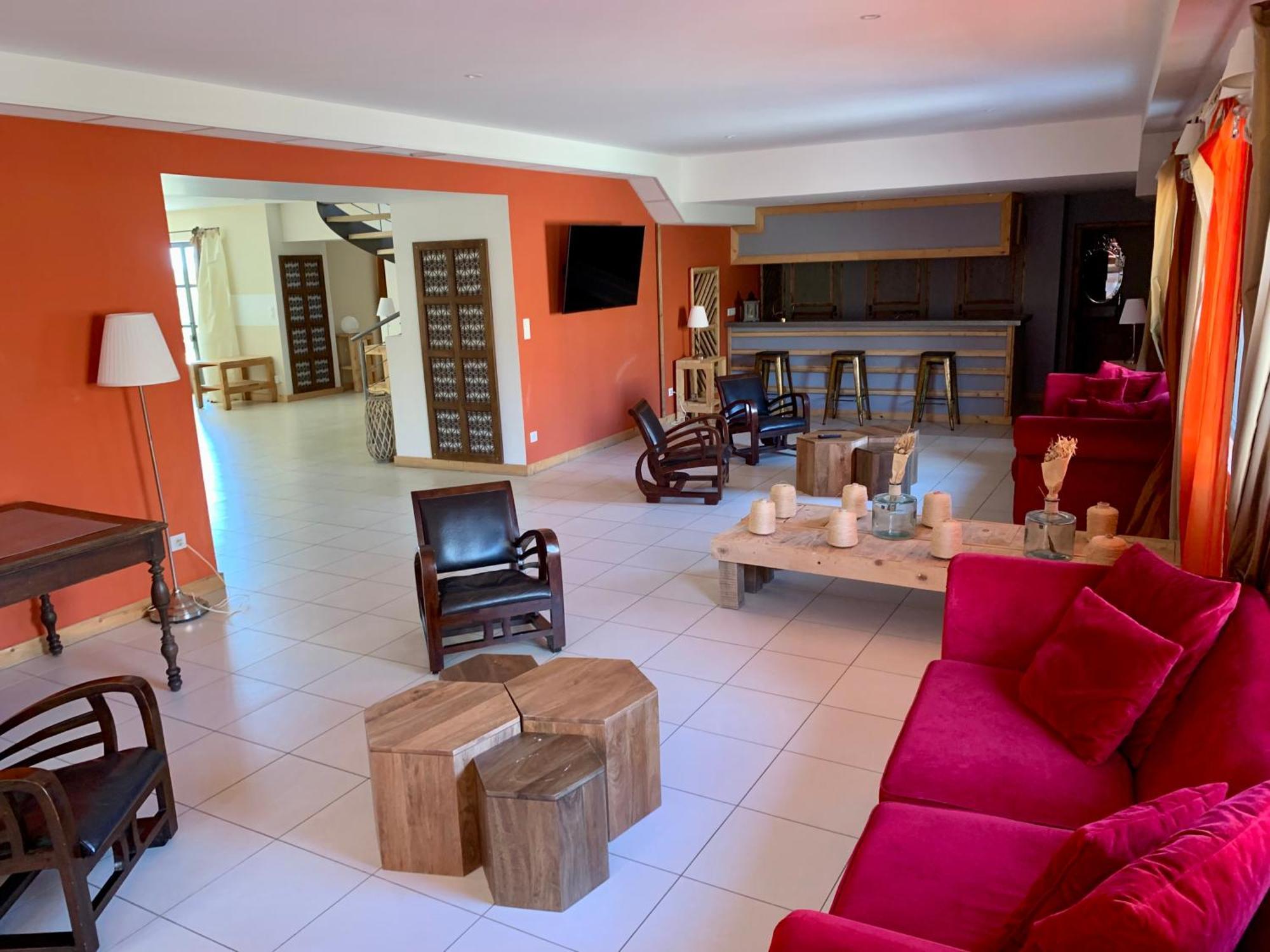 Mas Des Terres Rouges Villa Vezenobres Bagian luar foto