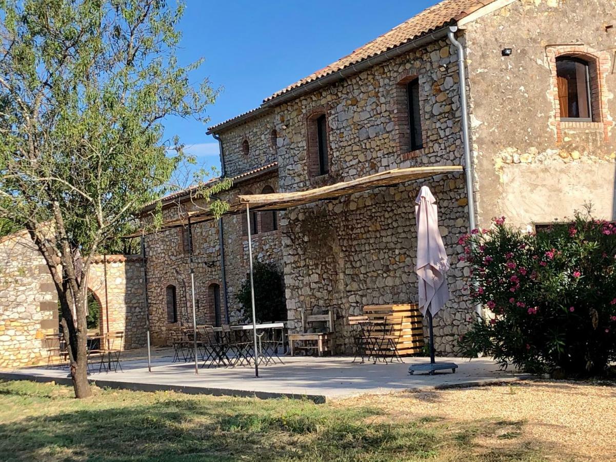 Mas Des Terres Rouges Villa Vezenobres Bagian luar foto